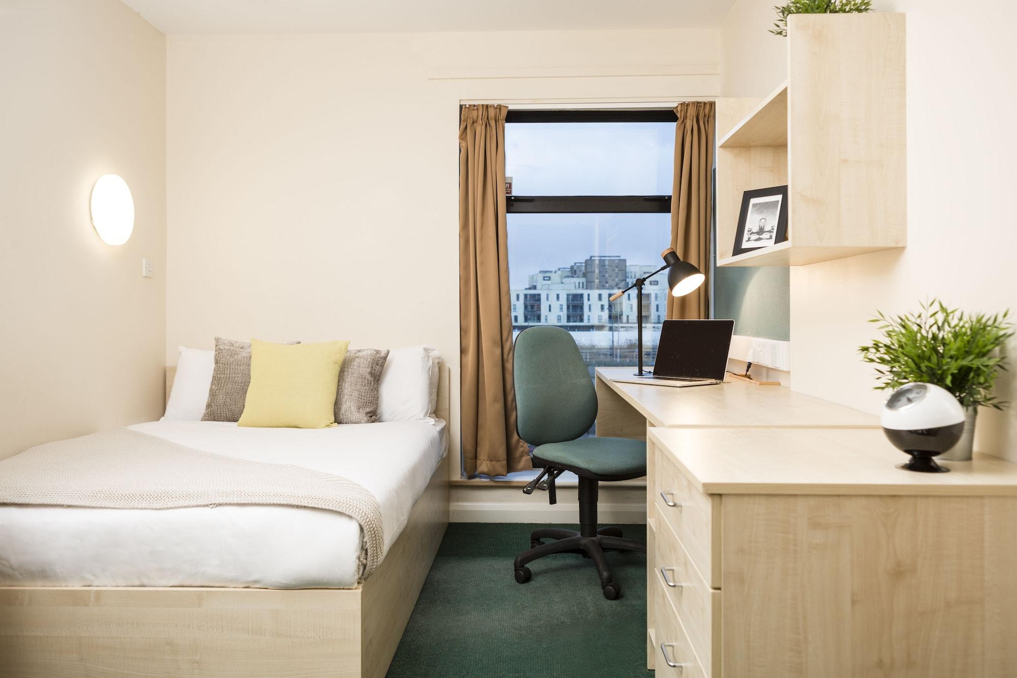 Newport Student Village Bagian luar foto