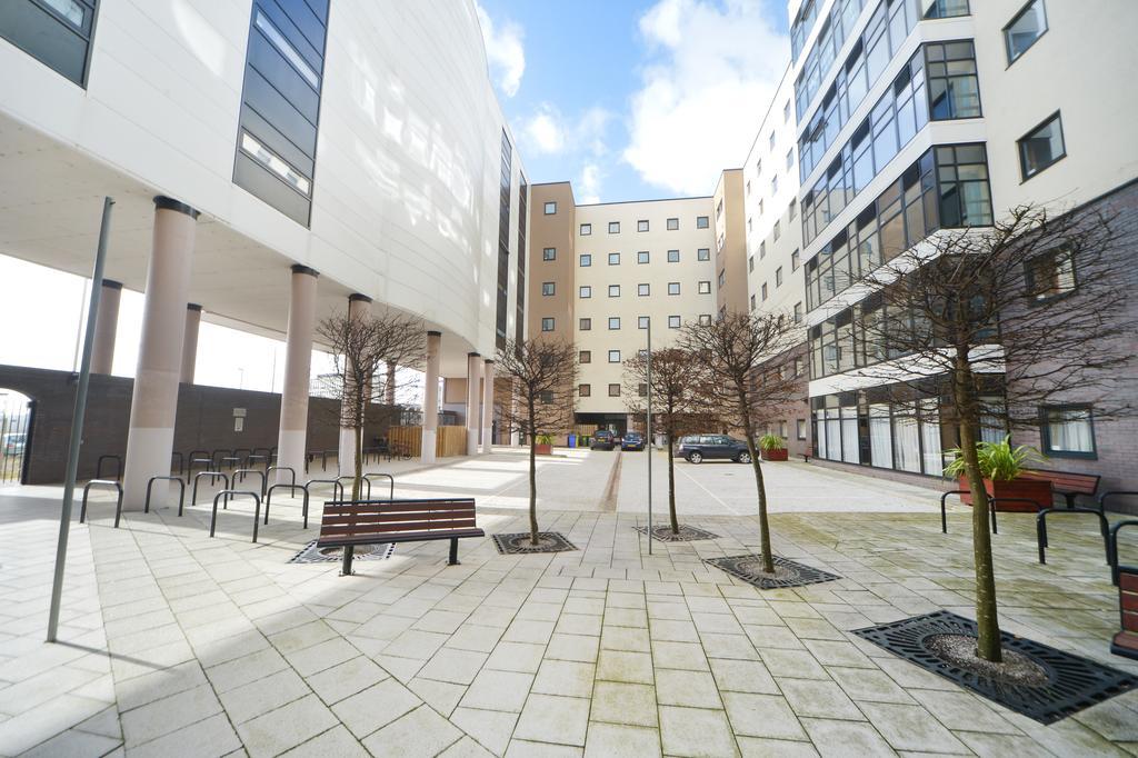 Newport Student Village Bagian luar foto