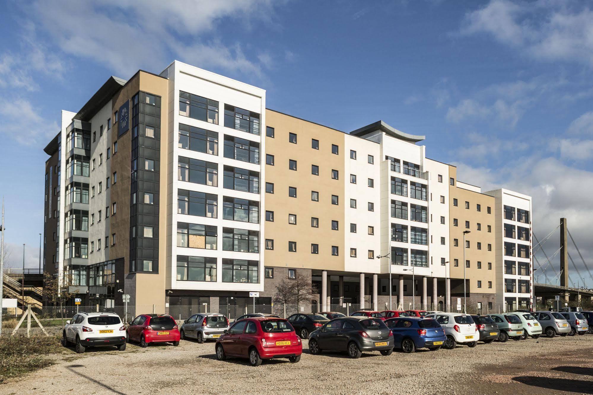 Newport Student Village Bagian luar foto